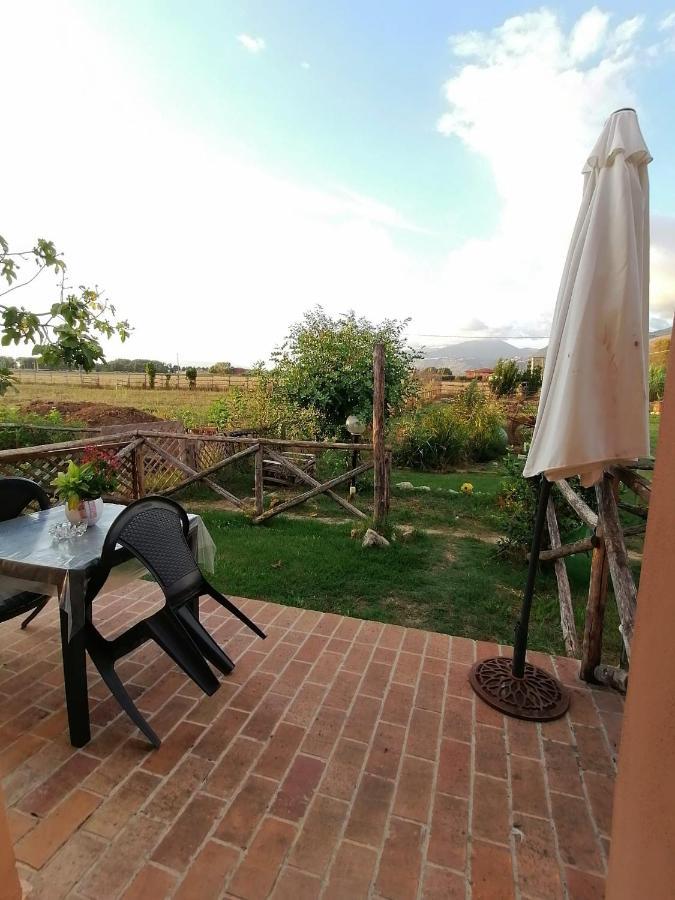 Bed and Breakfast Casale Cavatella Сермонета Экстерьер фото